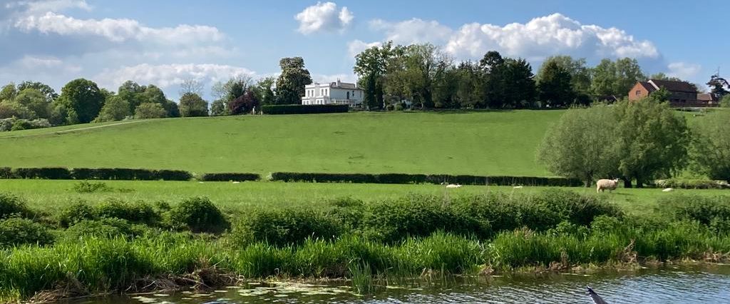 Dog friendly self catering holiday accommodation 